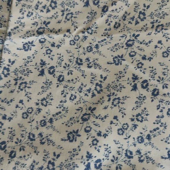 4 piece women’s lot of Spring/Summer Capris Cropped Pants Size 12/32/L - Picture 4 of 11